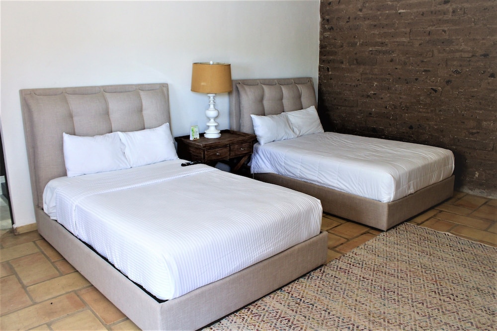 HOTEL HACIENDA SAN CRISTOBAL 18/68