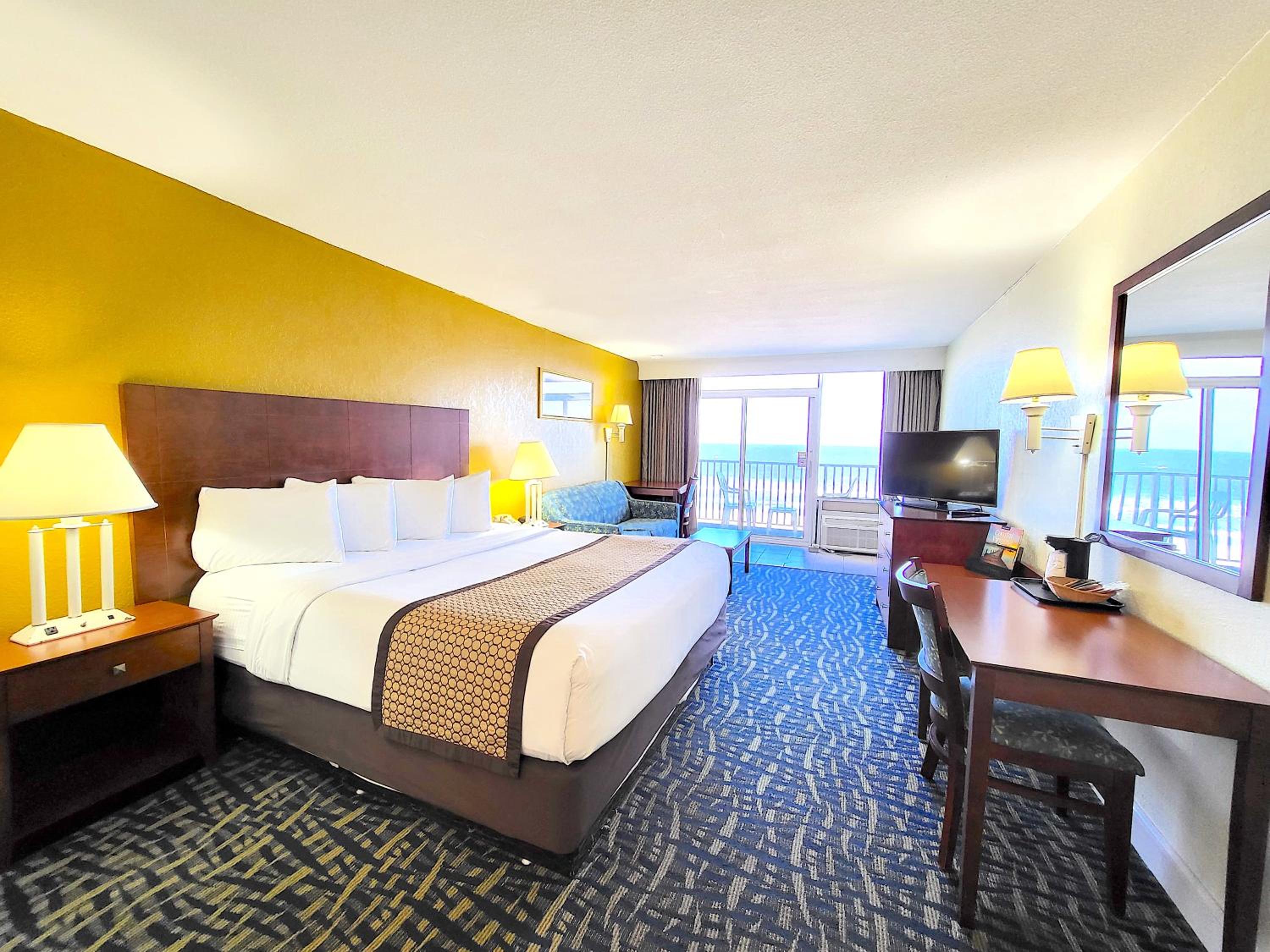 Room, King Bed, Ocean Front, Balcony, Accessible