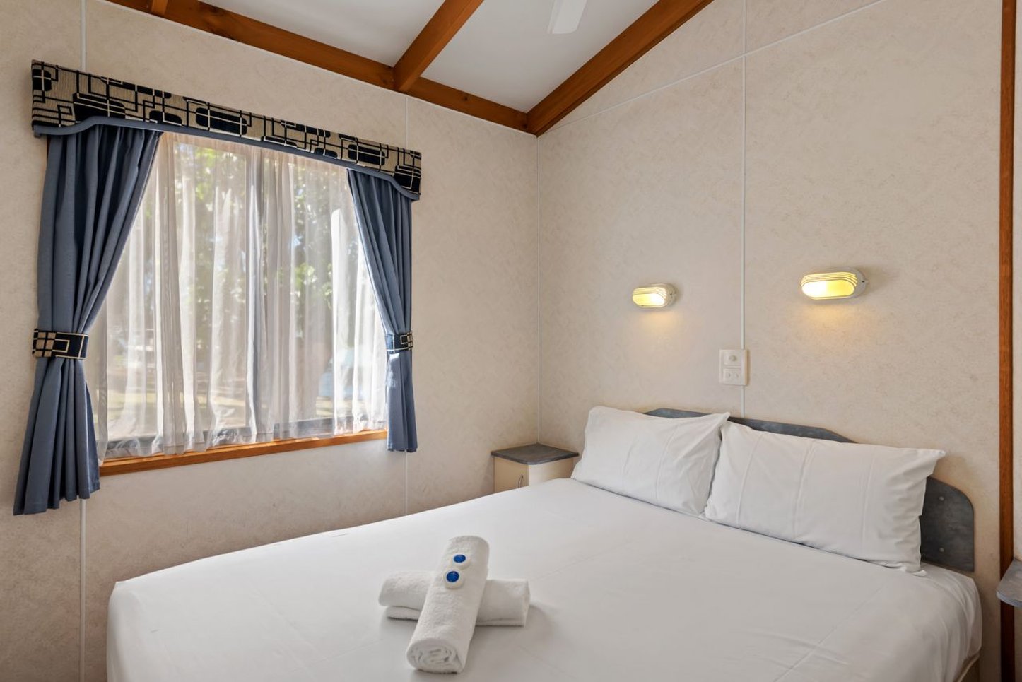 3 Bedrooms, Deluxe, Cabin, Water Front
