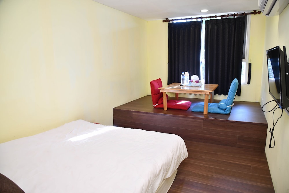 Wayyounghouse B&B 8/50