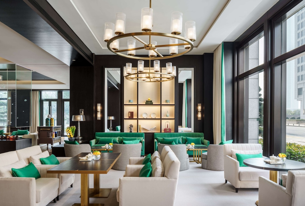 Fairmont Wuhan 40/67