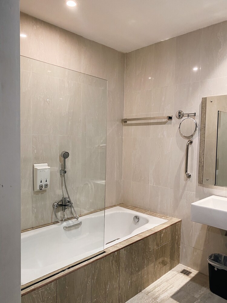 Paradise Hotel Tarakan 14/65