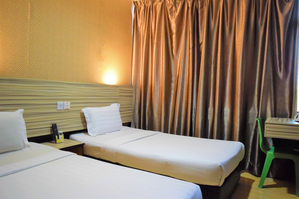 DJ Citi Inn Premier 40/62