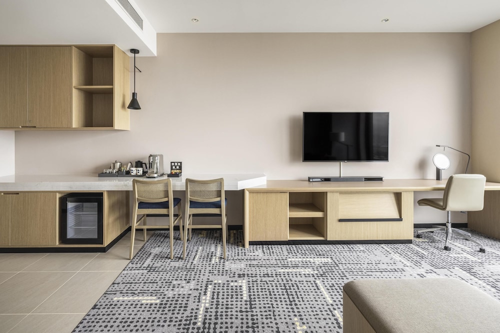 Hyatt Place New Taipei City Xinzhuang 30/50