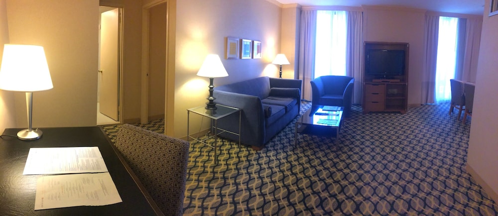 One Washington Circle DC, Tapestry Collection by Hilton 38/45
