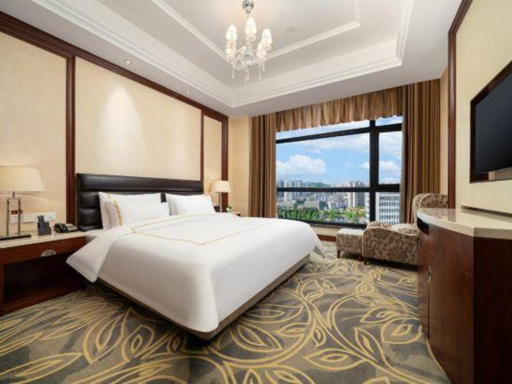 Hong Shan International Hotel 18/48