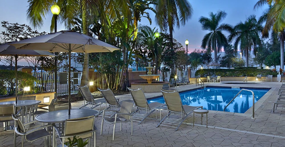 Fairfield Inn Suites Delray Beach I 95 20/50