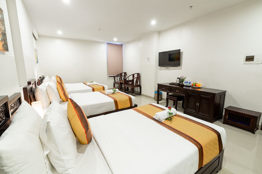 Hoa Phong Hotel 23/60