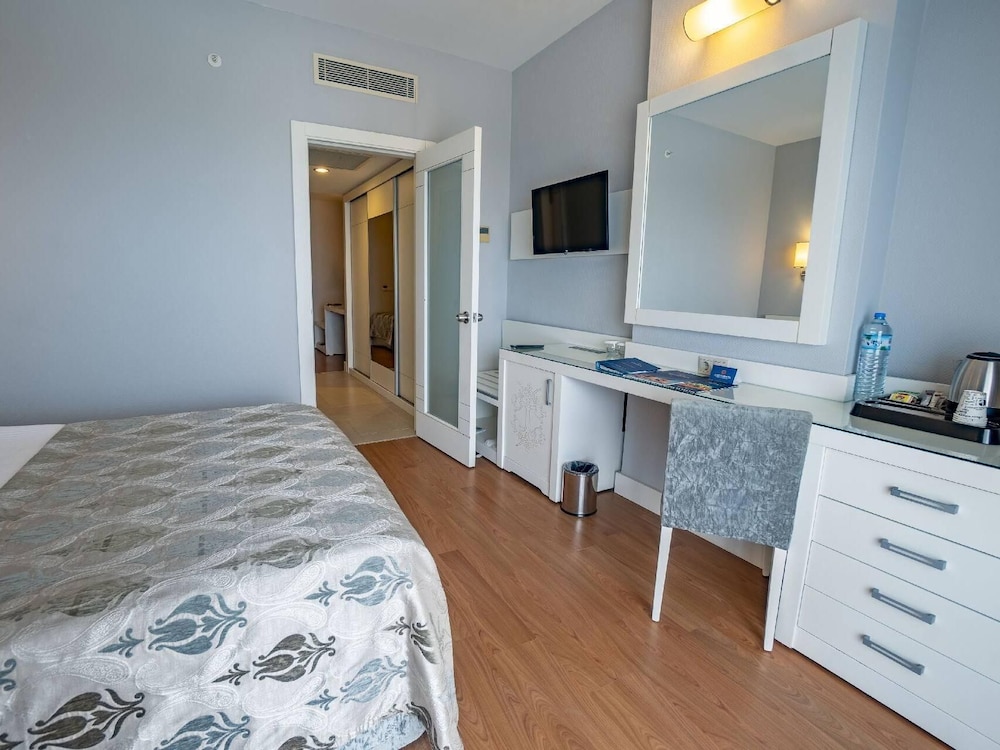 Seamelia Beach Resort Hotel Spa 22/62