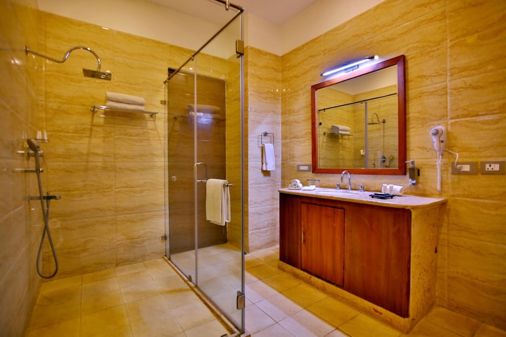 Regenta Resort Vanya Mahal 49/49