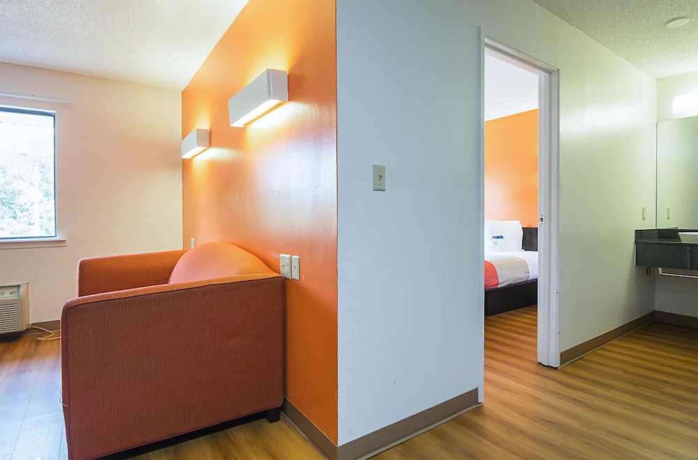 Motel6 Jonesboro, GA 50/62