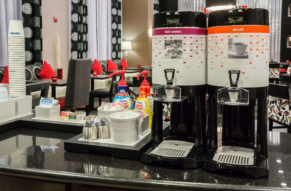 Hampton Inn Suites Orlando John Young Pkwy 34/42