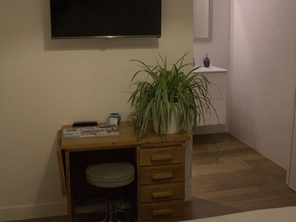 Effet Lodge 4/33