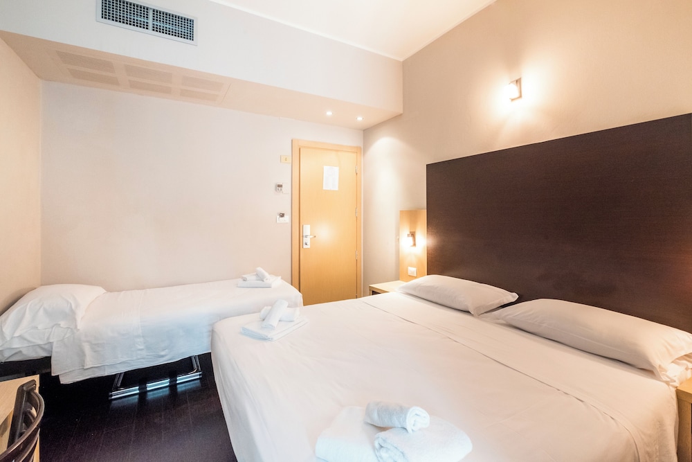Hotel Aiglon 14/73