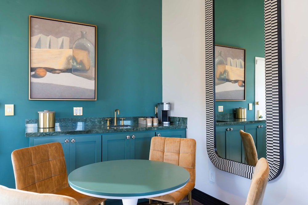 The Exchange Sacramento, Curio Collection by Hilton 48/48
