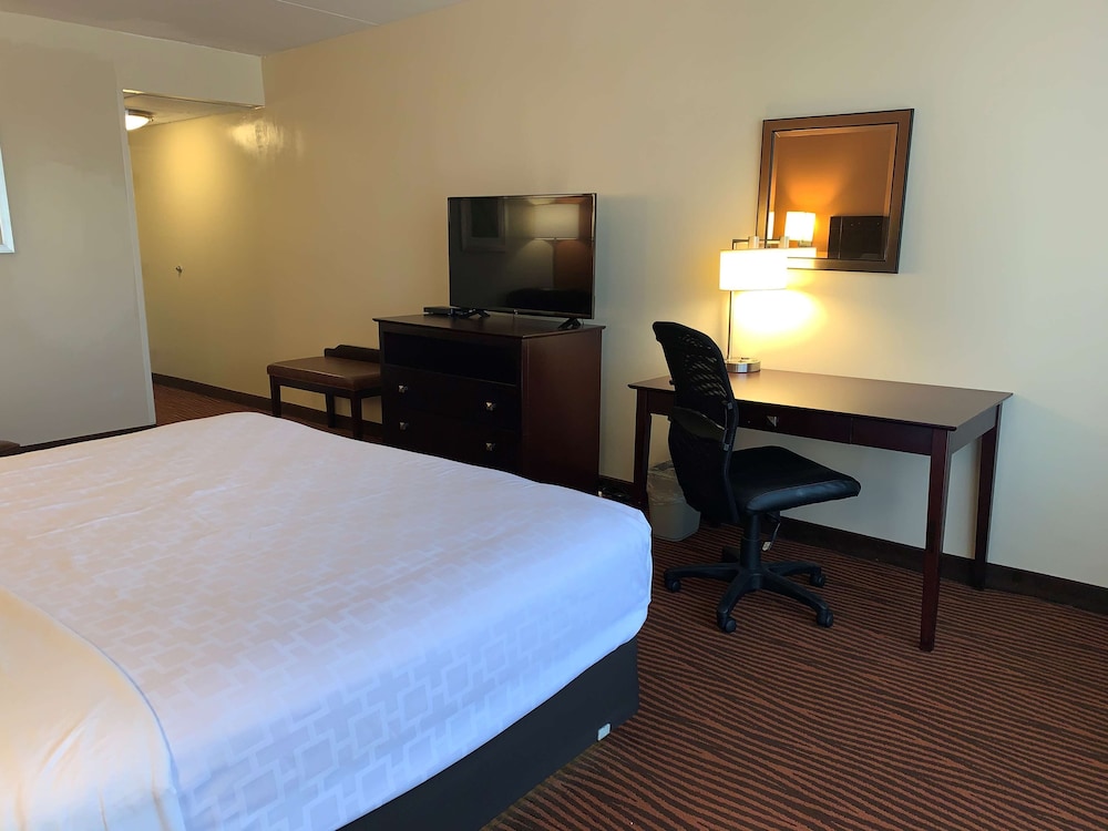 Best Western Executive Hotel Of New Haven - West Haven 47/48