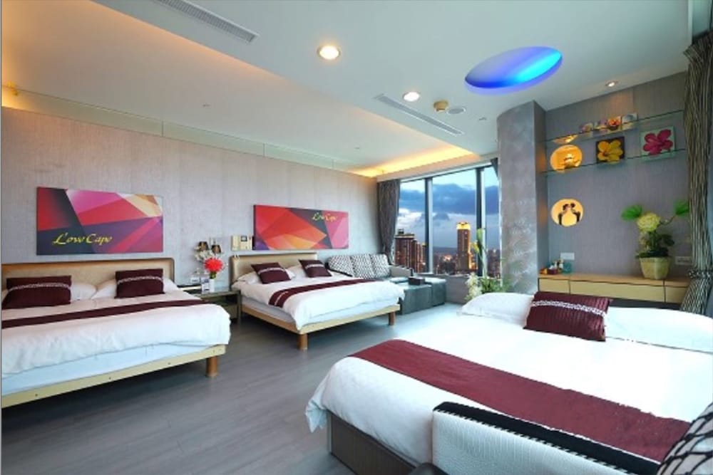 85 Cape Suites 23/74