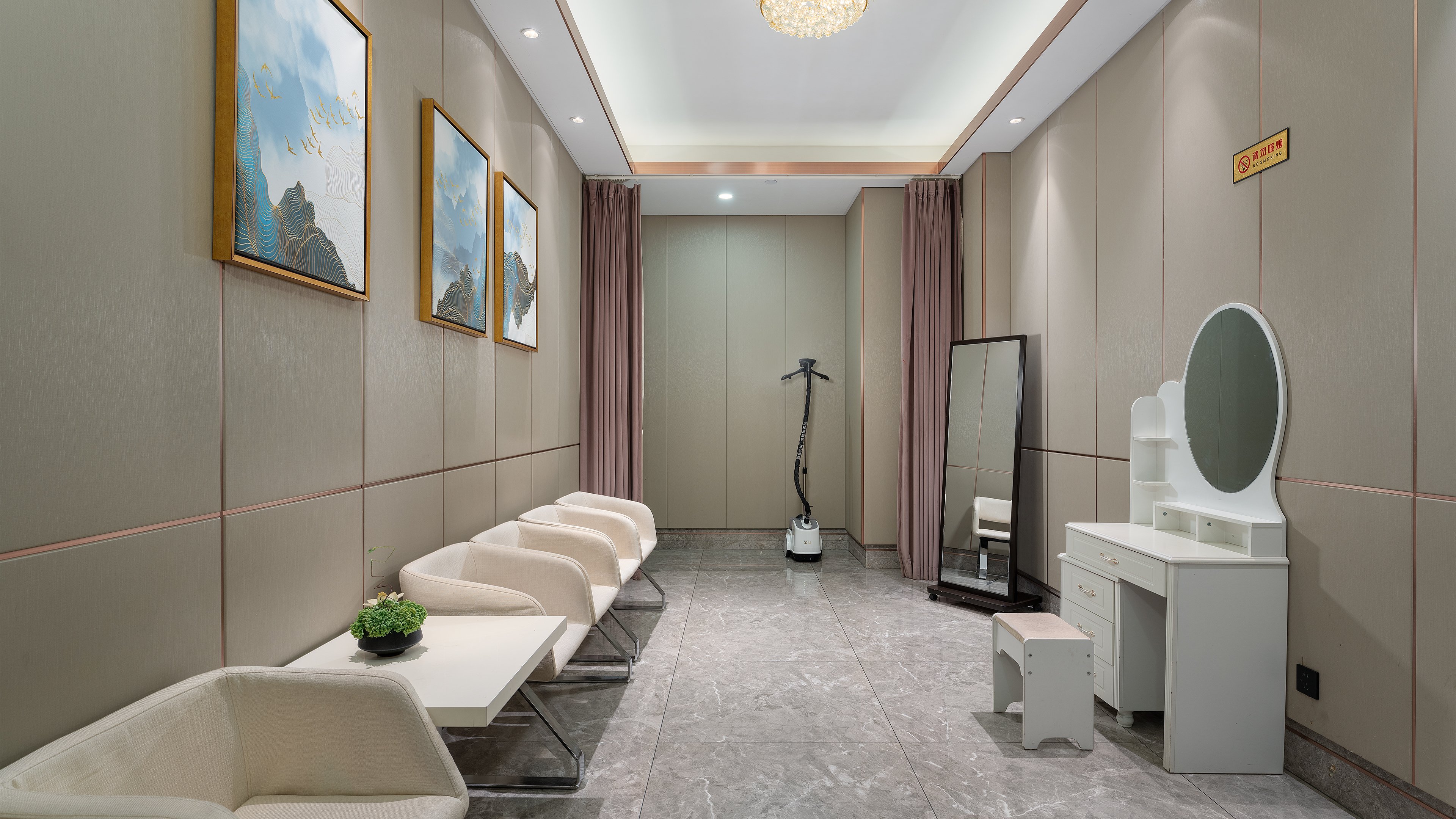 Holiday Inn Express Yinchuan Downtown 50/50