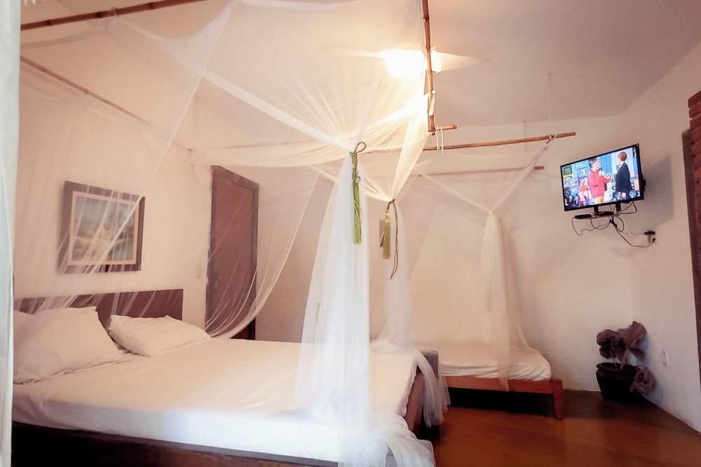 Bali Suites Itamambuca 13/48
