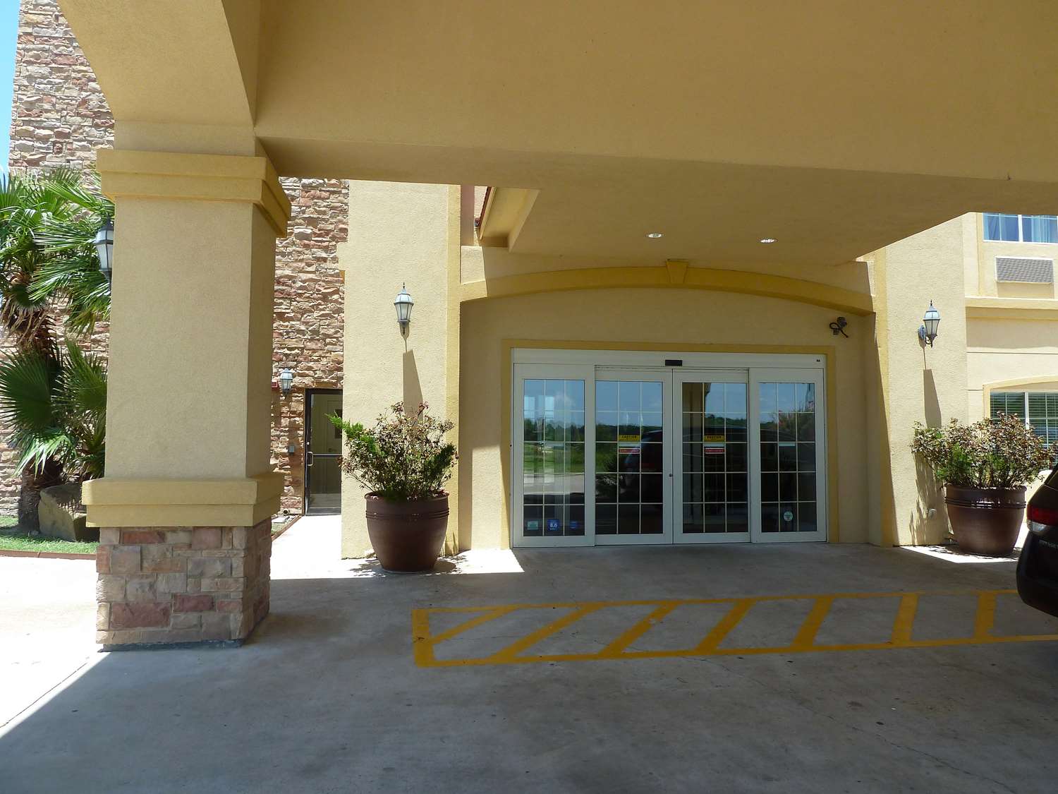 Americas Best Value Inn Suites Gun Barrel City 6/57