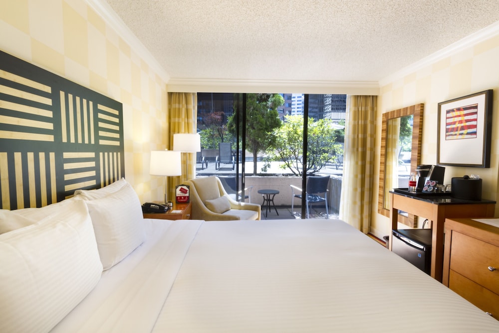 Room, 2 Double Beds, Patio
