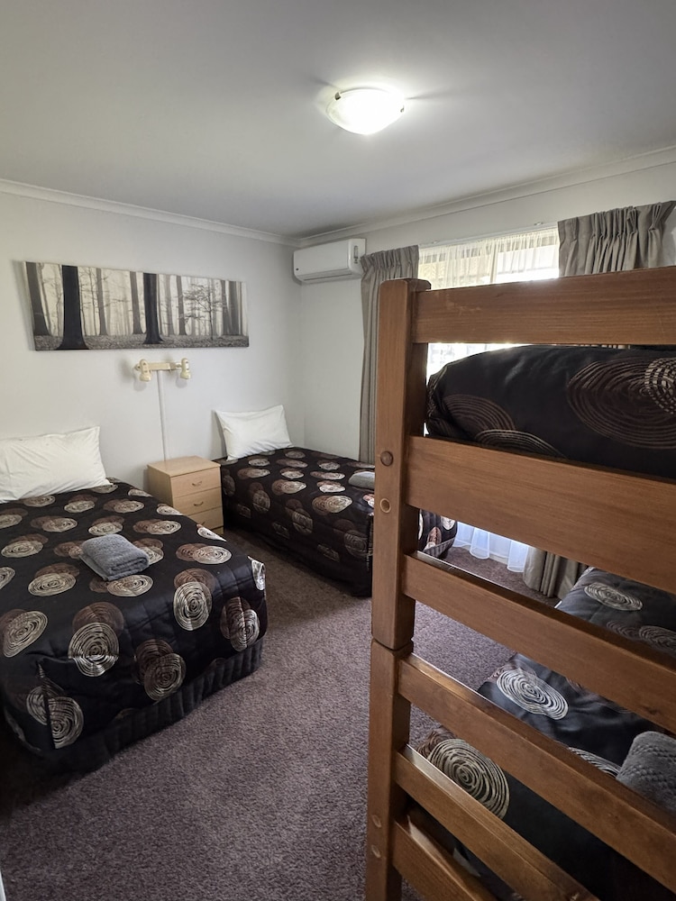 BARWON VALLEY LODGE 14/64
