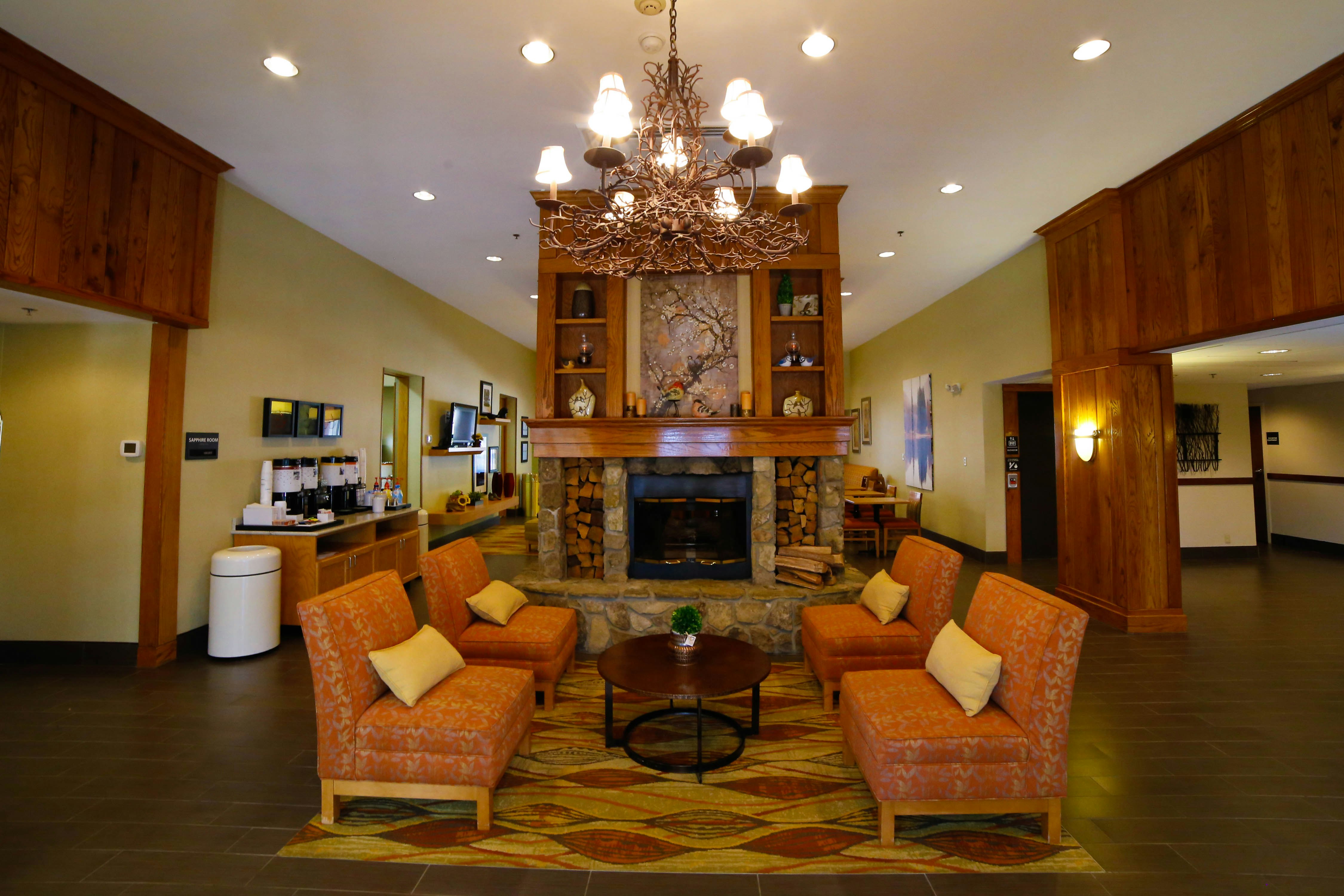 Hampton Inn Franklin Nc 13/30
