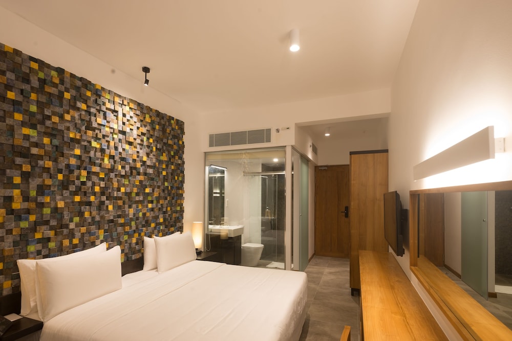 Hotel Me Colombo 12/65