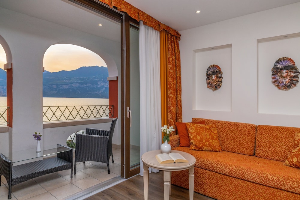 Boutique Hotel Brenzone 8/78