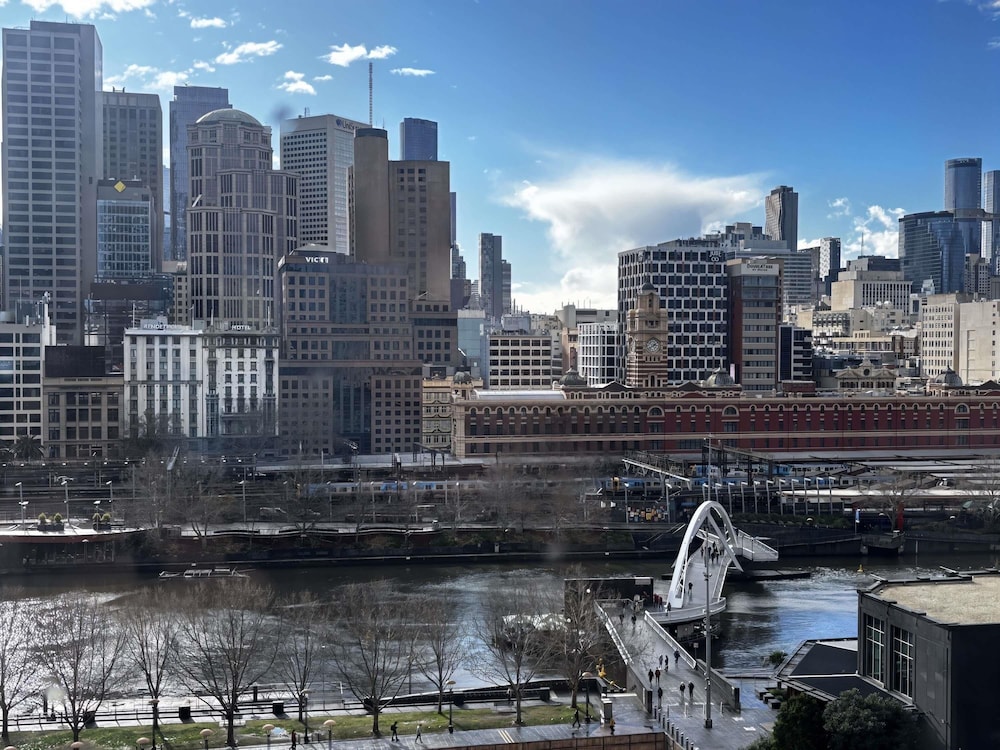 Mercure Melbourne Southbank 43/50