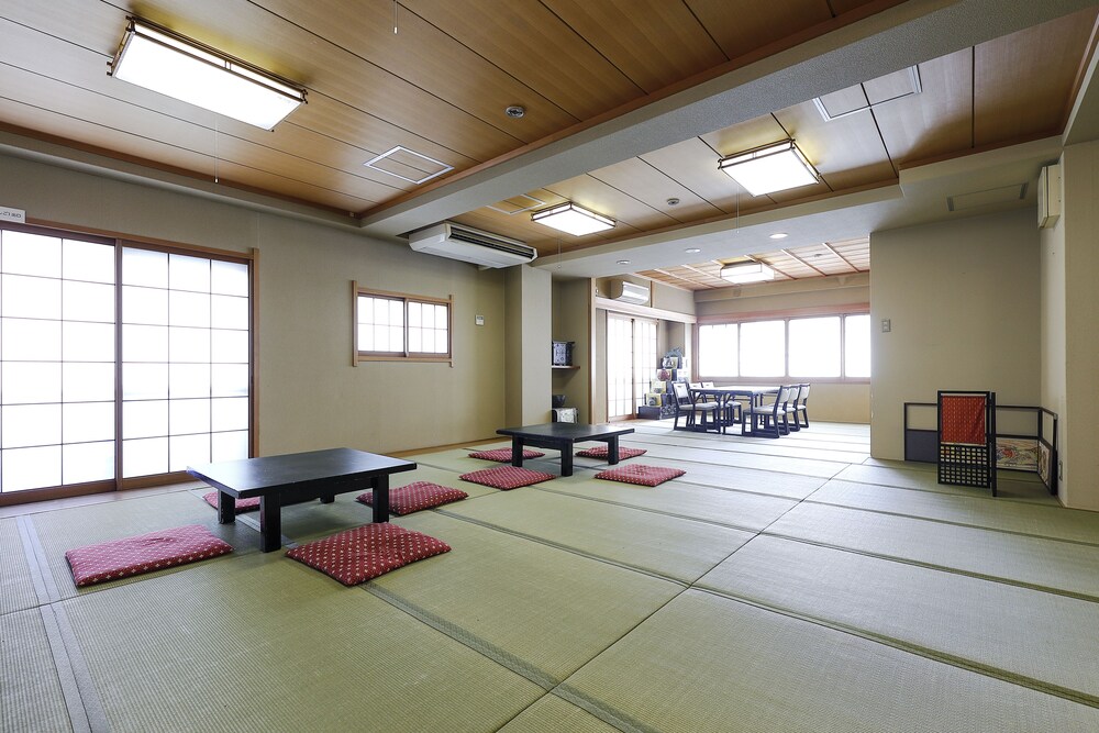 Ryokan Azumaya 40/50