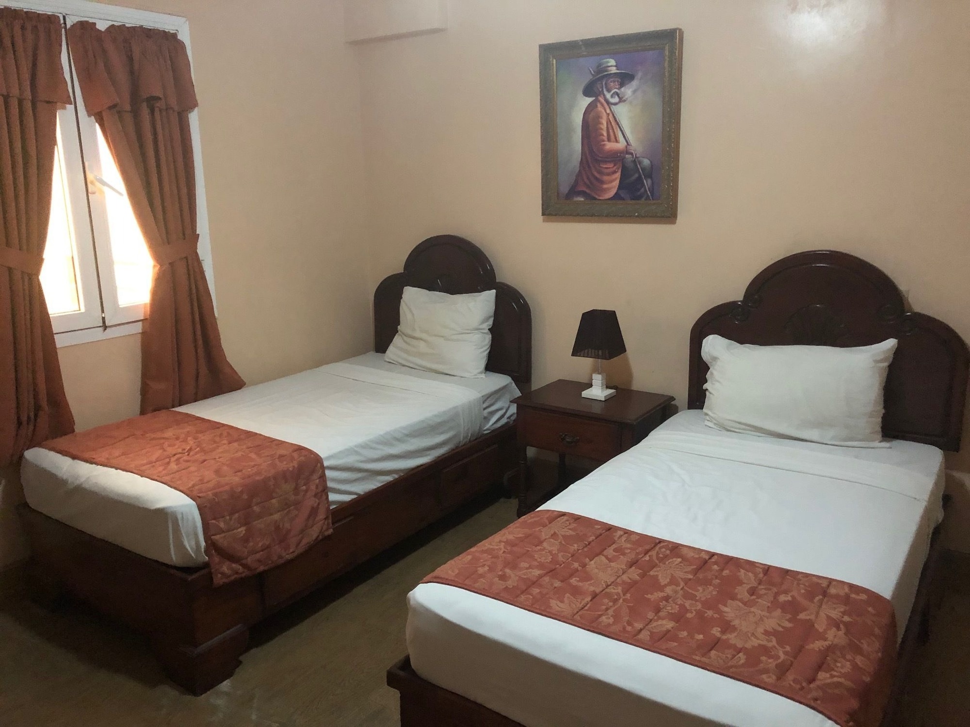 STANDARD, TWIN BEDS