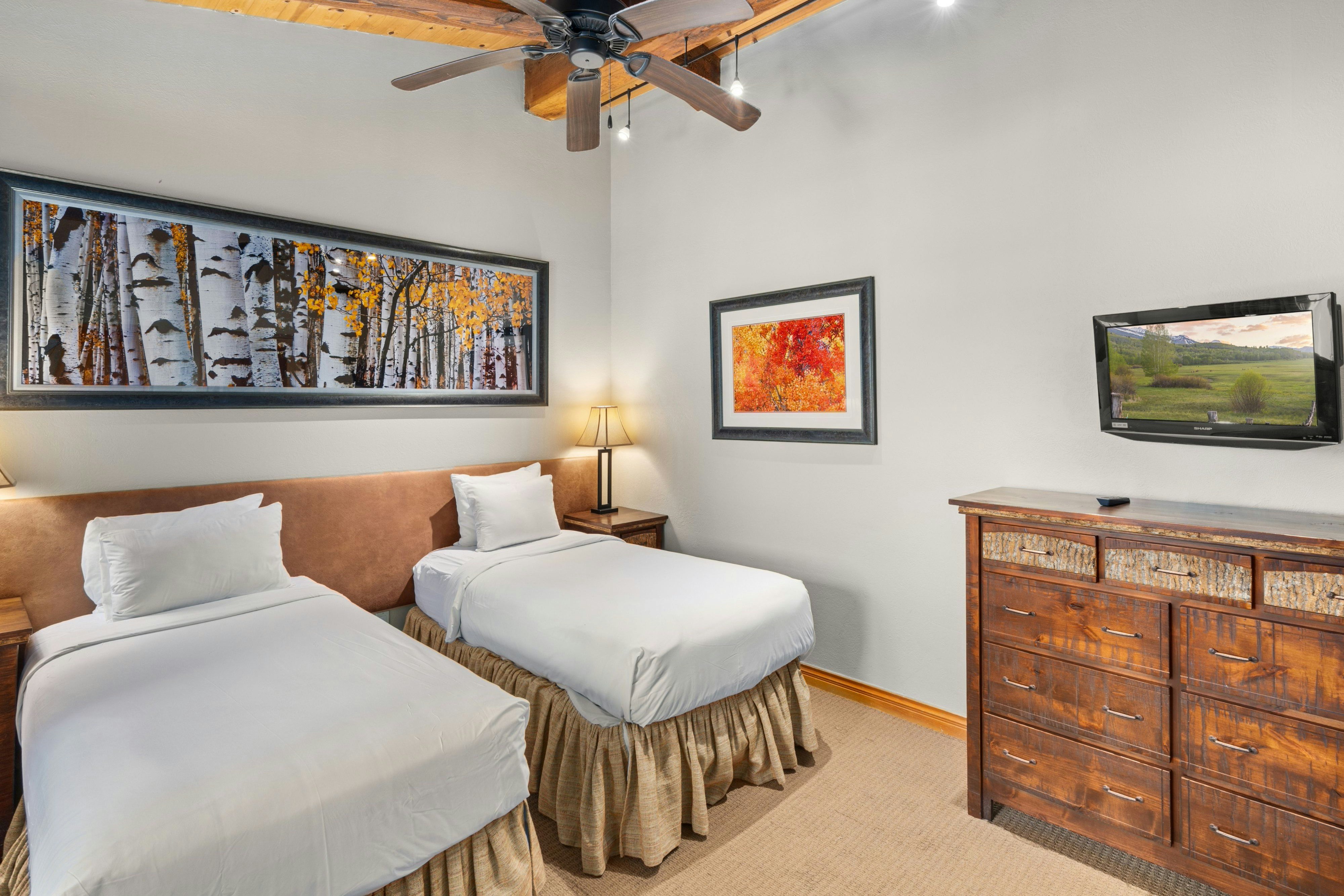 Top of the Village - Destination Hotels & Resorts 16/56