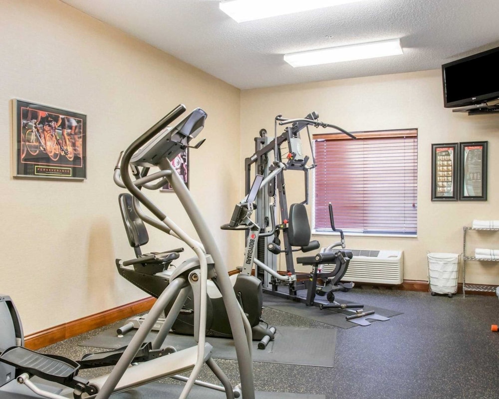 Comfort Inn And Suites West Chester 20/41