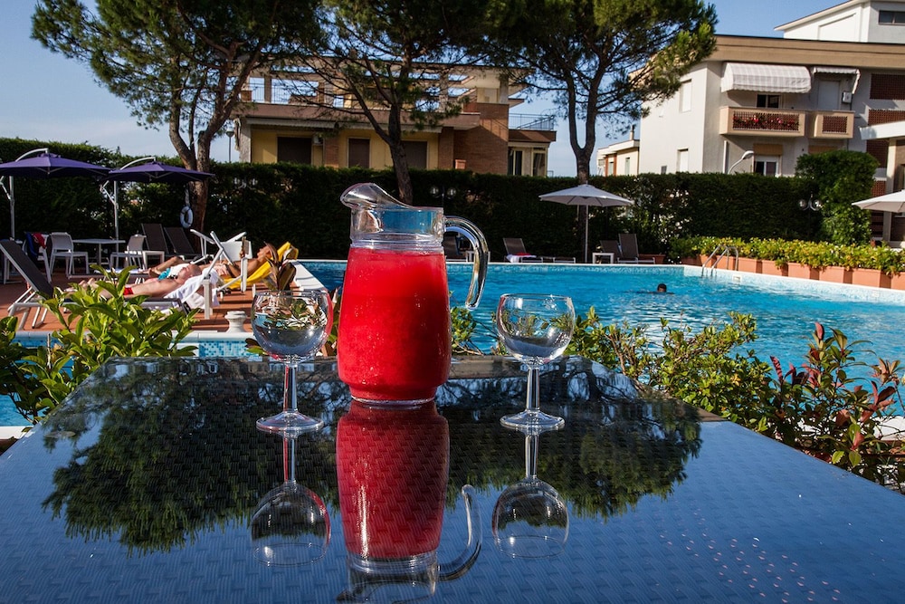 Hotel Touring Falconara Marittima 14/36
