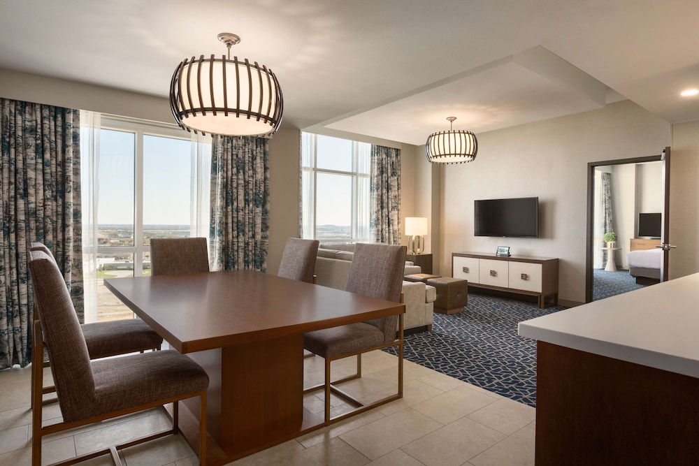 Embassy Suites By Hilton Denton Convention Center 29/58