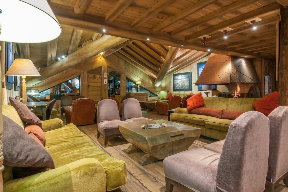 RES.PIERRE & VAC. PREMIUM LES FERMES DE MERIBEL 32/48