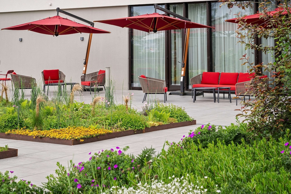 Intercityhotel Zurich Airport 62/68
