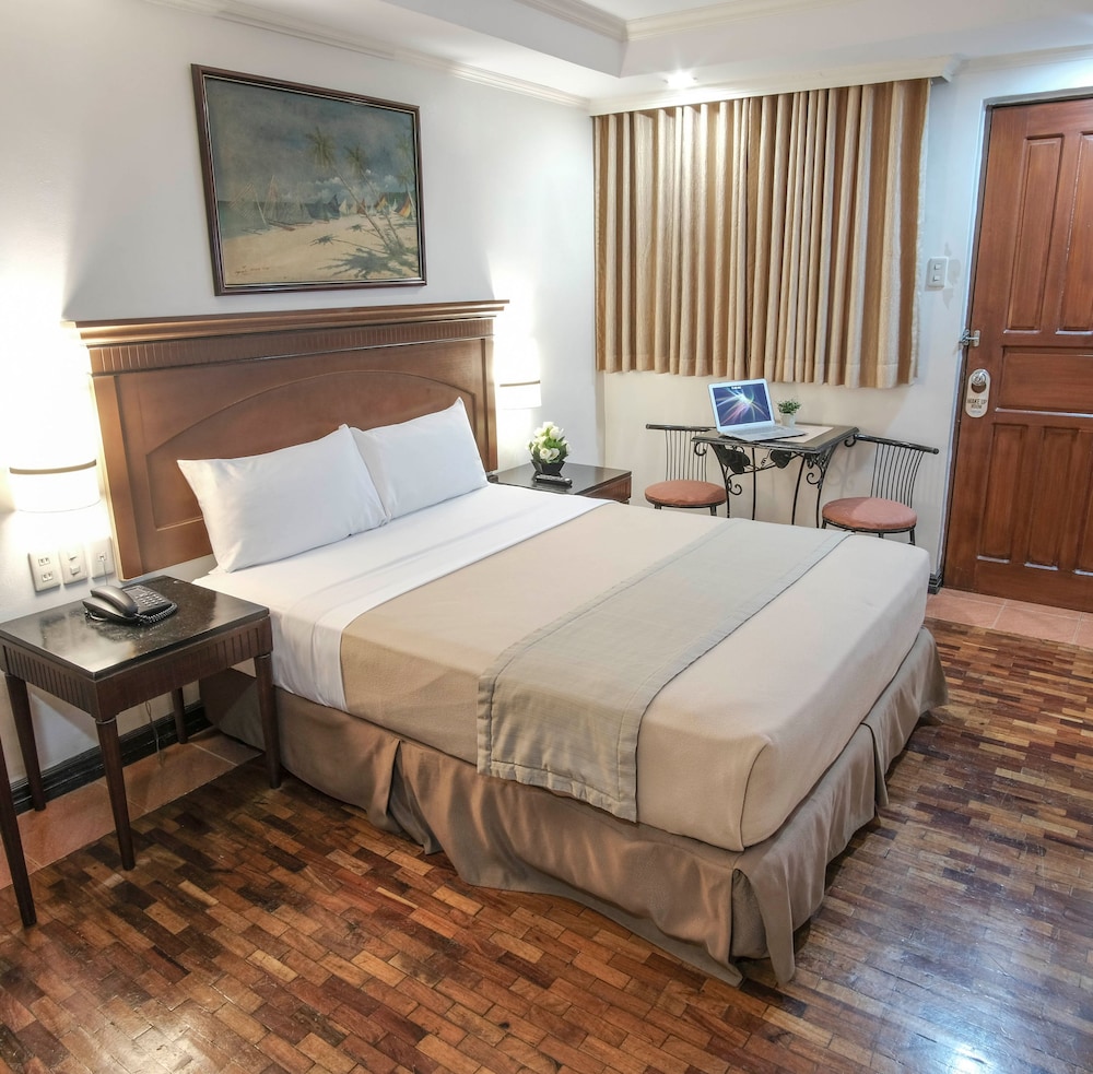 Fersal Hotel P Tuazon Cubao 27/55