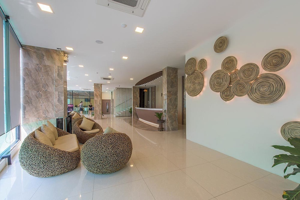 Ingtara Hotel 11/43