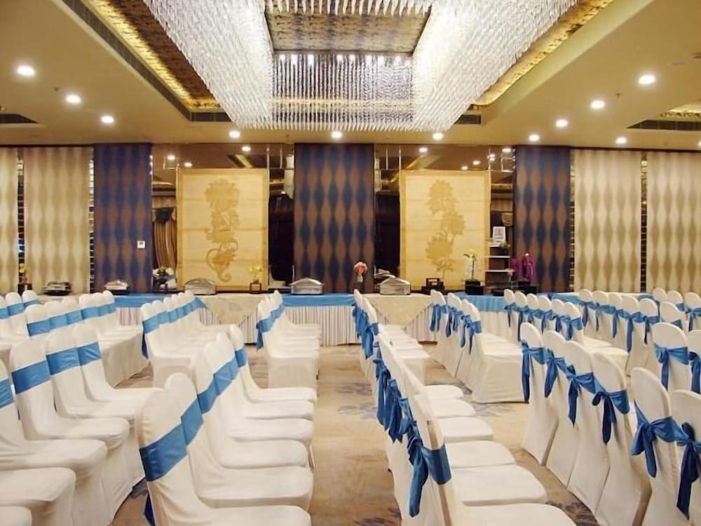 Hotel Grand Maple 24/42