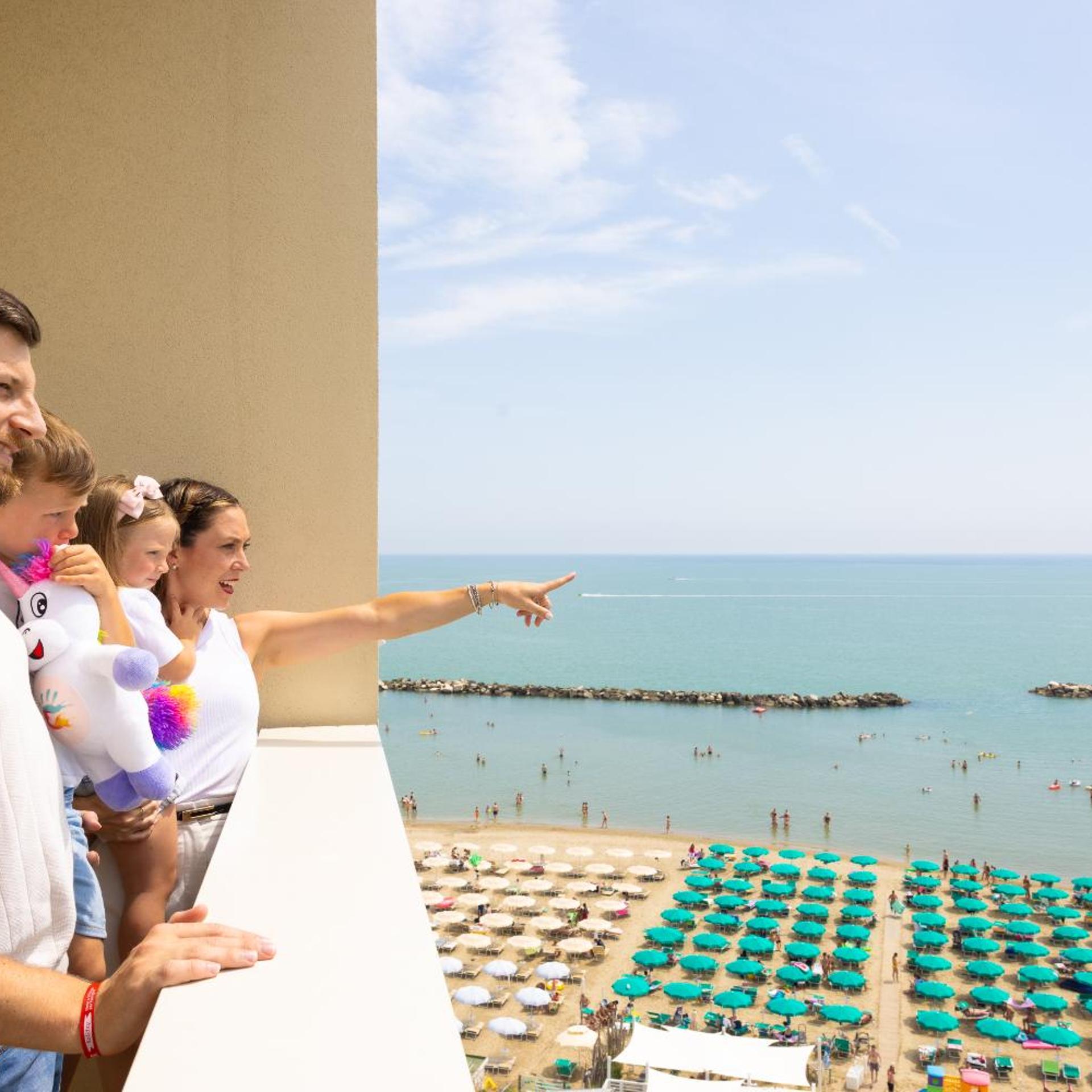 Color Palace Lido Hotel - Family Village 28/30