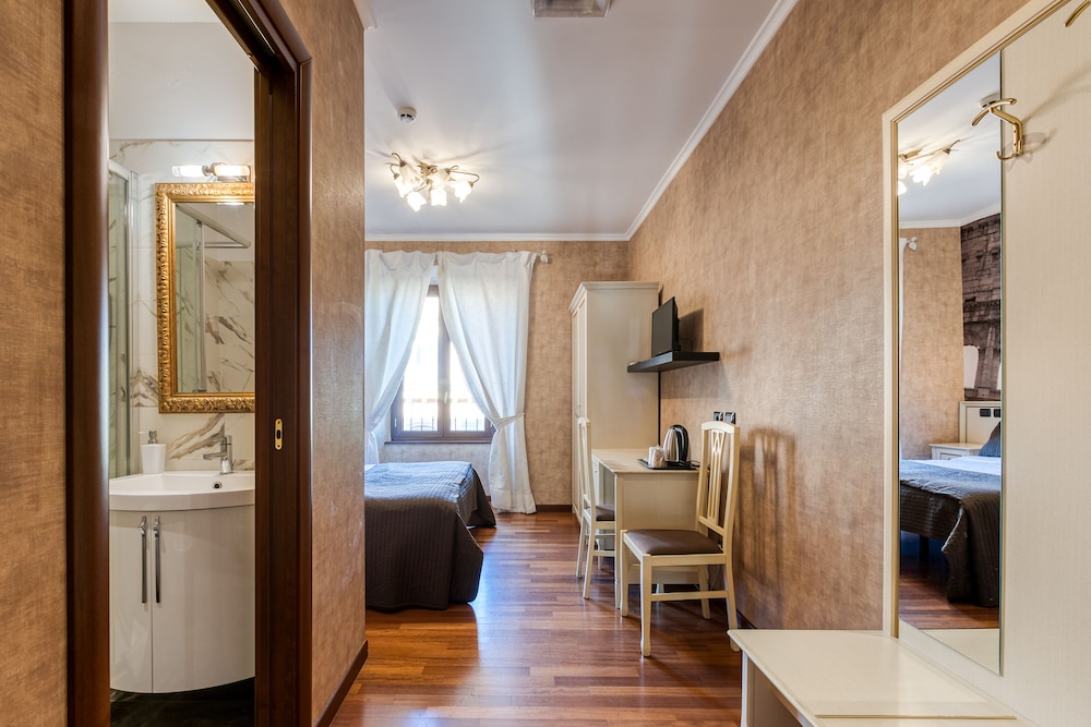 B B Le Suite Di Via Catone 65/69
