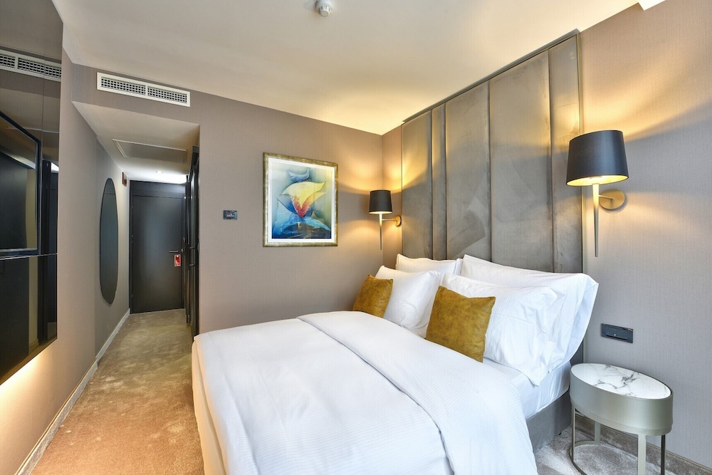 Classic Single Room 4*