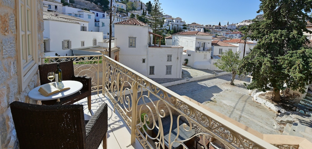 Angelica Boutique Hotel 67/74