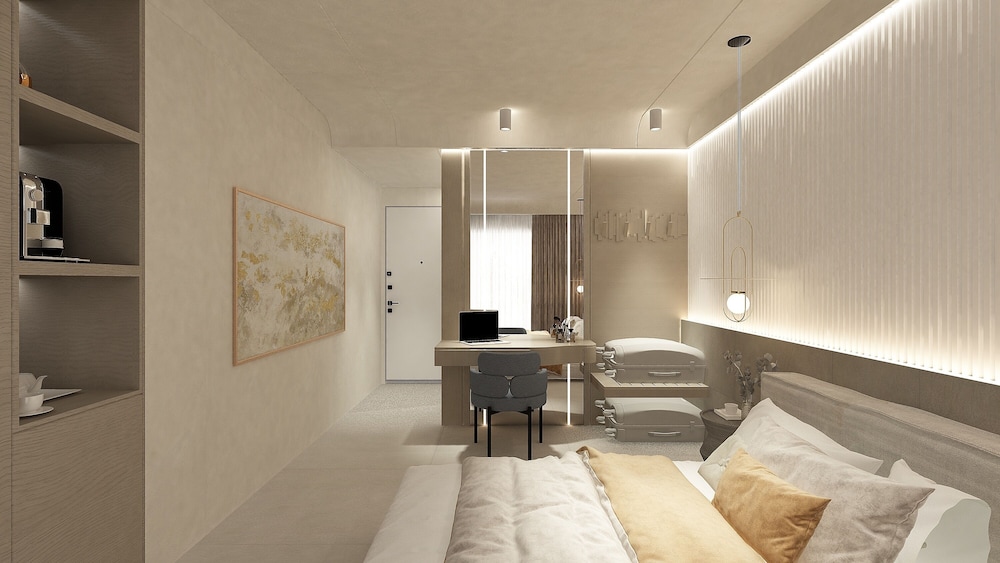 Core Hotel 28/50