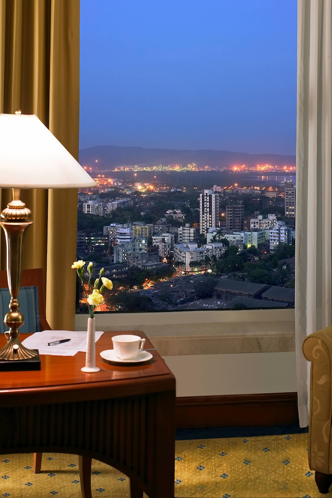 Itc Grand Central 6/39