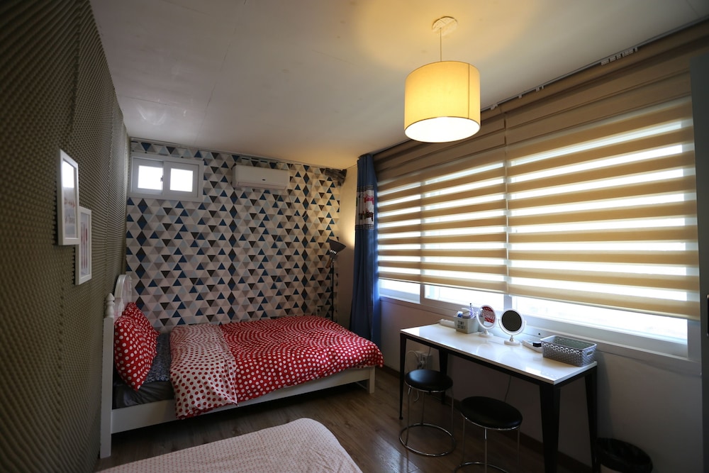 Hongdae Style Guesthouse 51/70