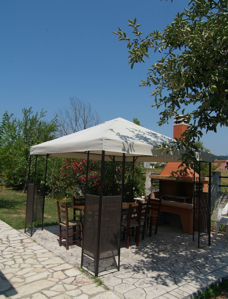 Erifili Apartments photo1