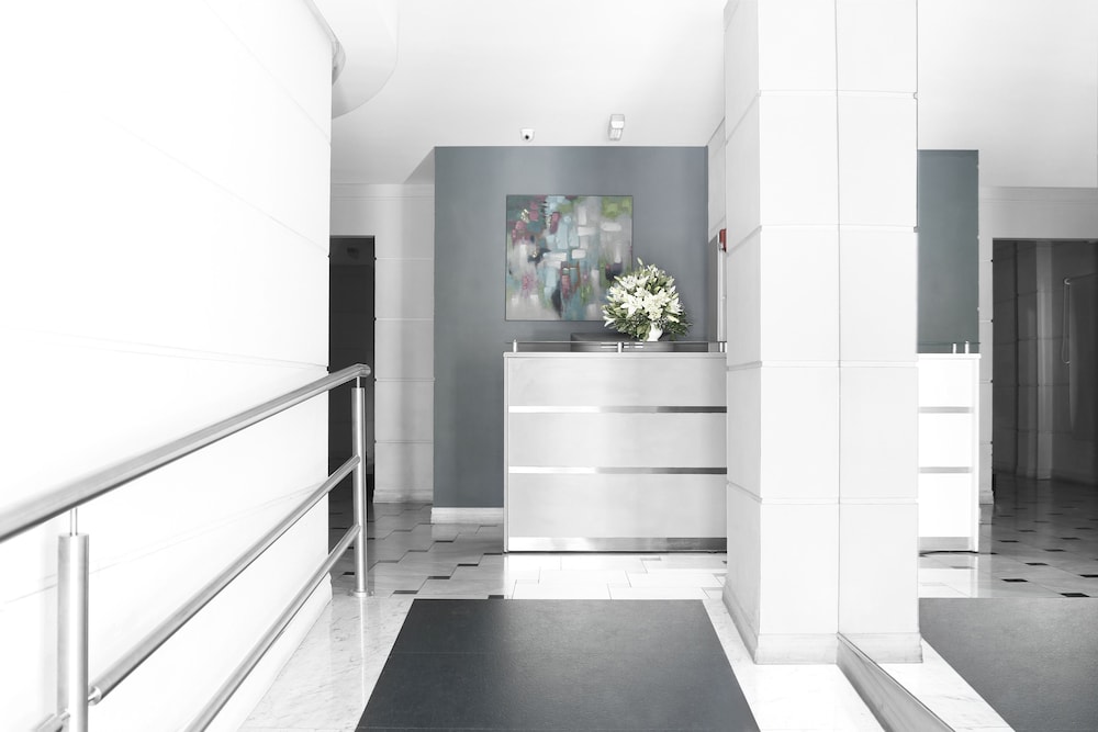 Reco by DOT Suites 17/92